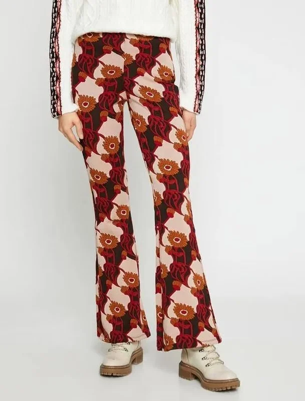 PANTOLLA PËR FEMRA